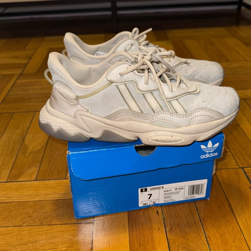 Adidas ozweego sneakers